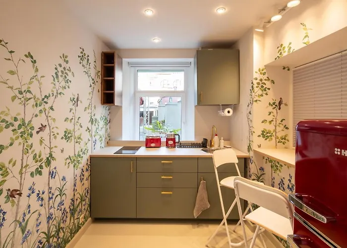 The Pearl Apartment *